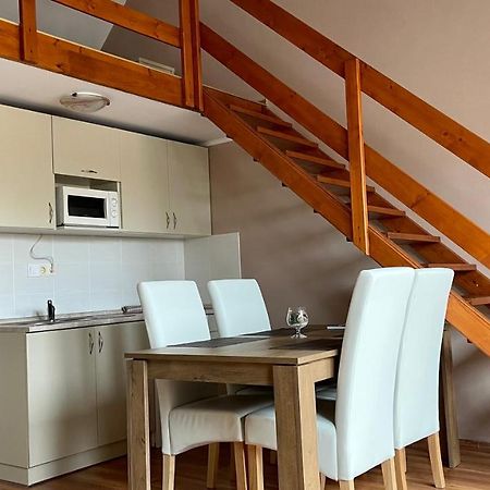 Gyula Var Premium Apartman מראה חיצוני תמונה